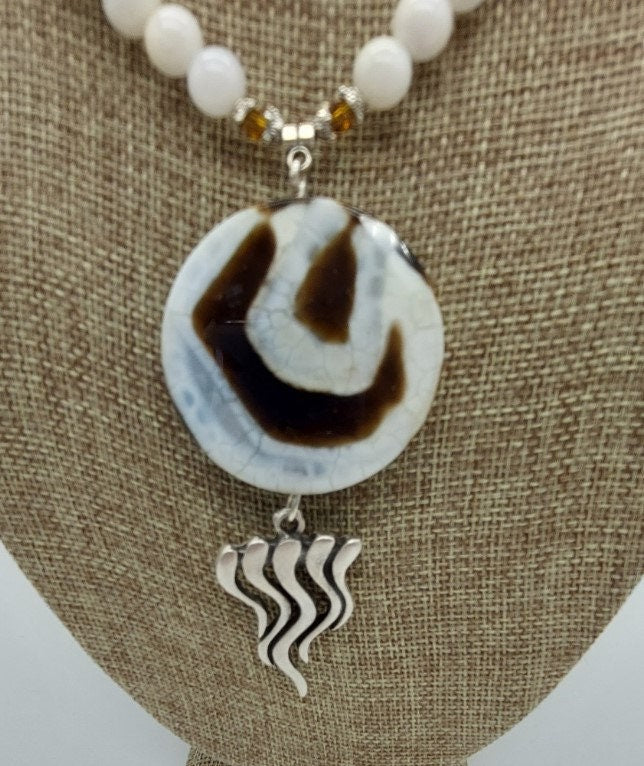 White and brown faceted agate pendant long necklace