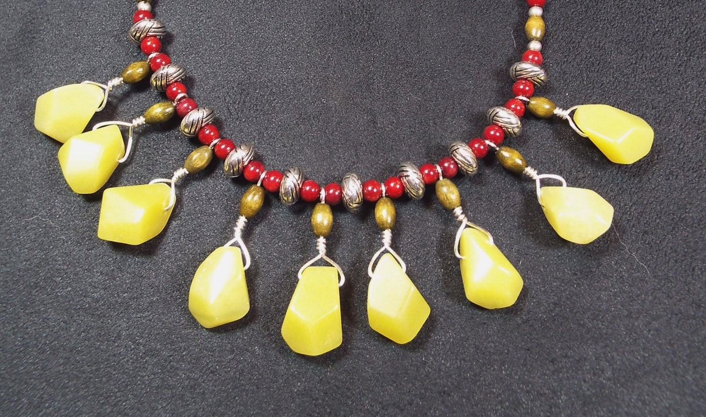 Green & Burgundy New Jade Gemstone Necklace
